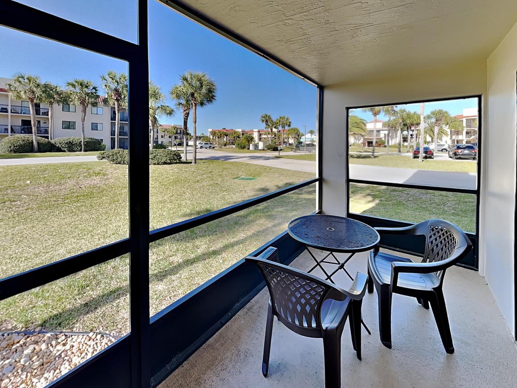 Ocean Village Club A17 *