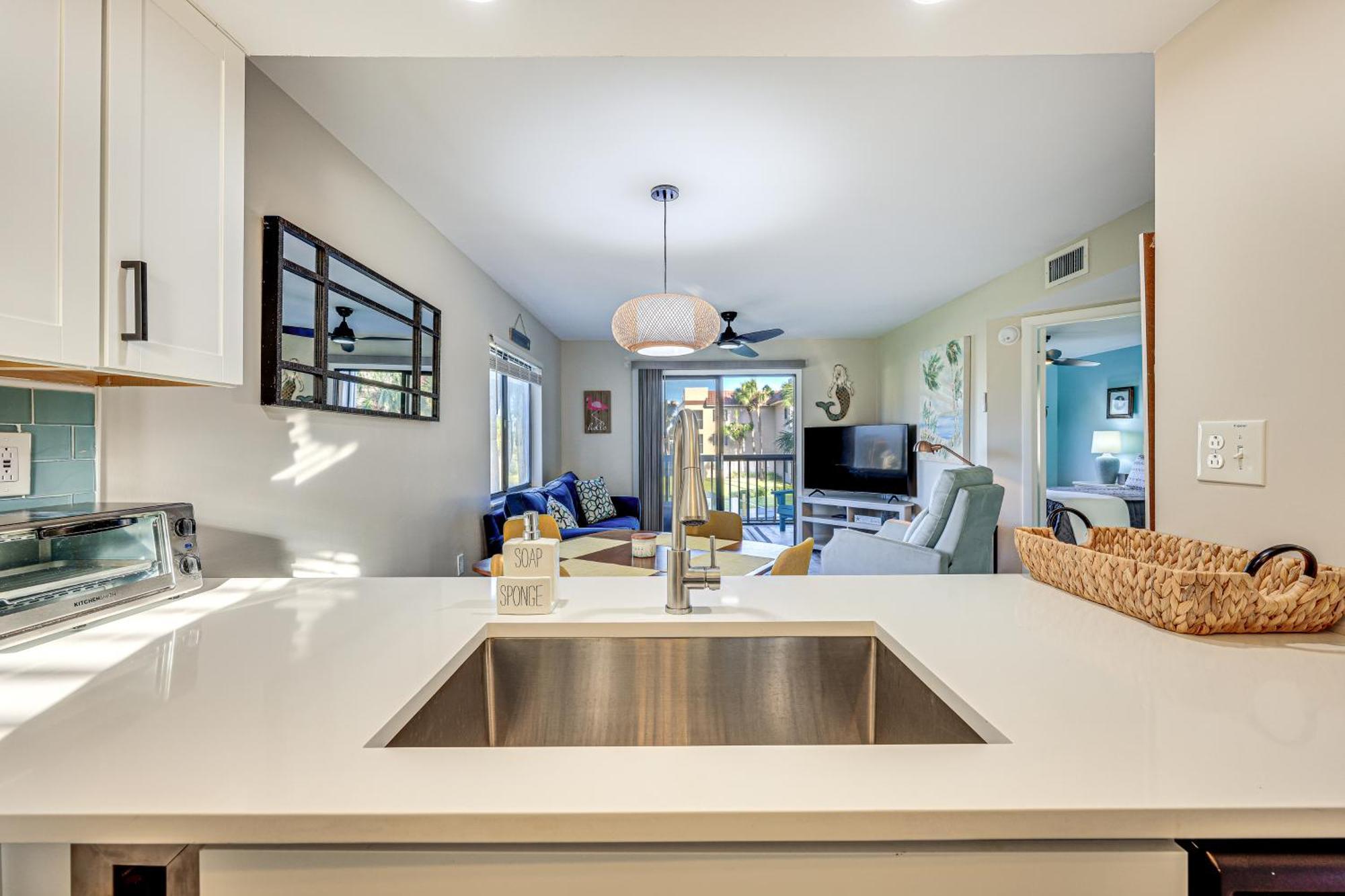 Apartment About 7 Mi To Historic Downtown St Augustine *