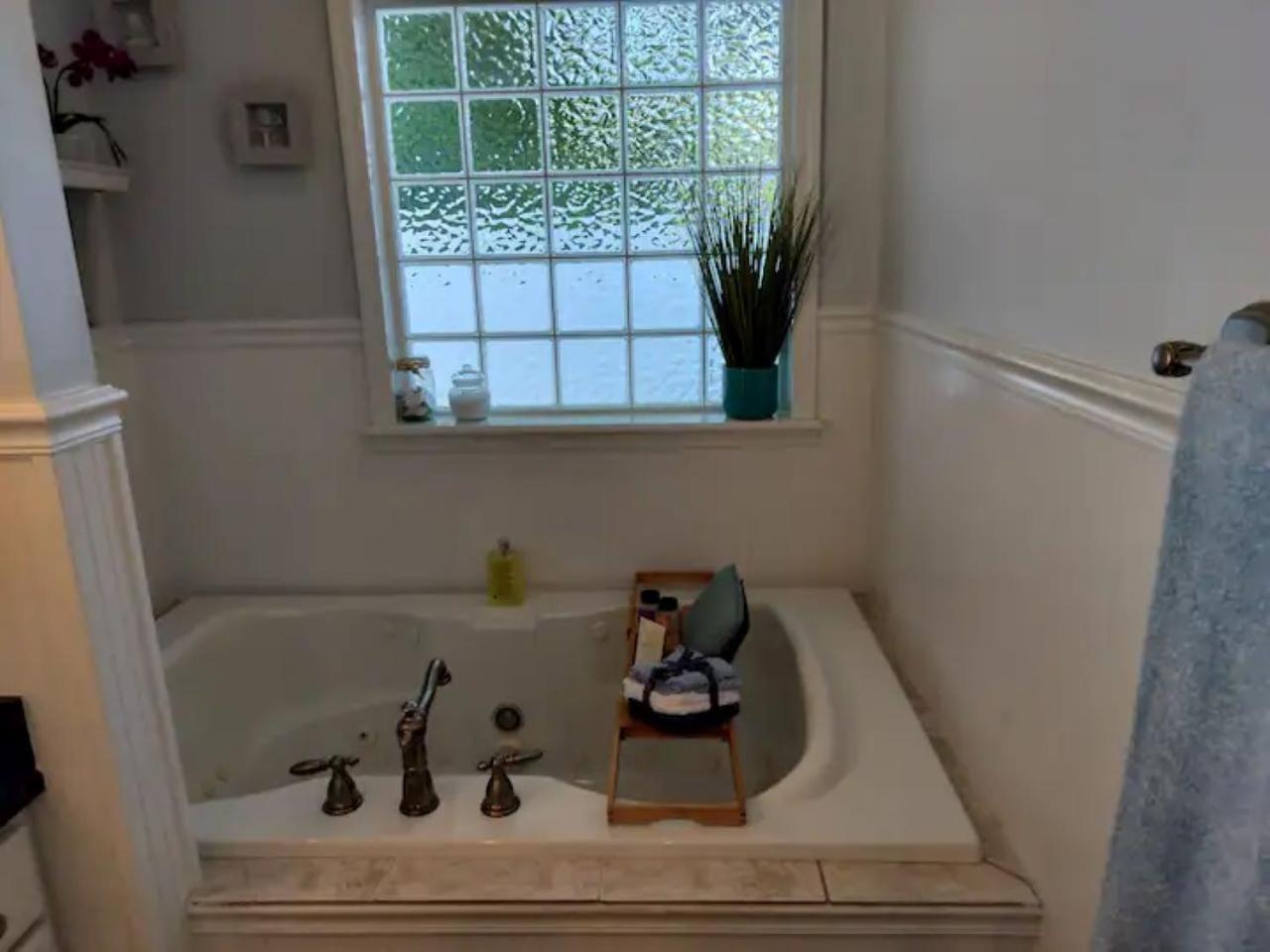 Holiday home Charming 4-bedroom Family Haven St. Augustine
