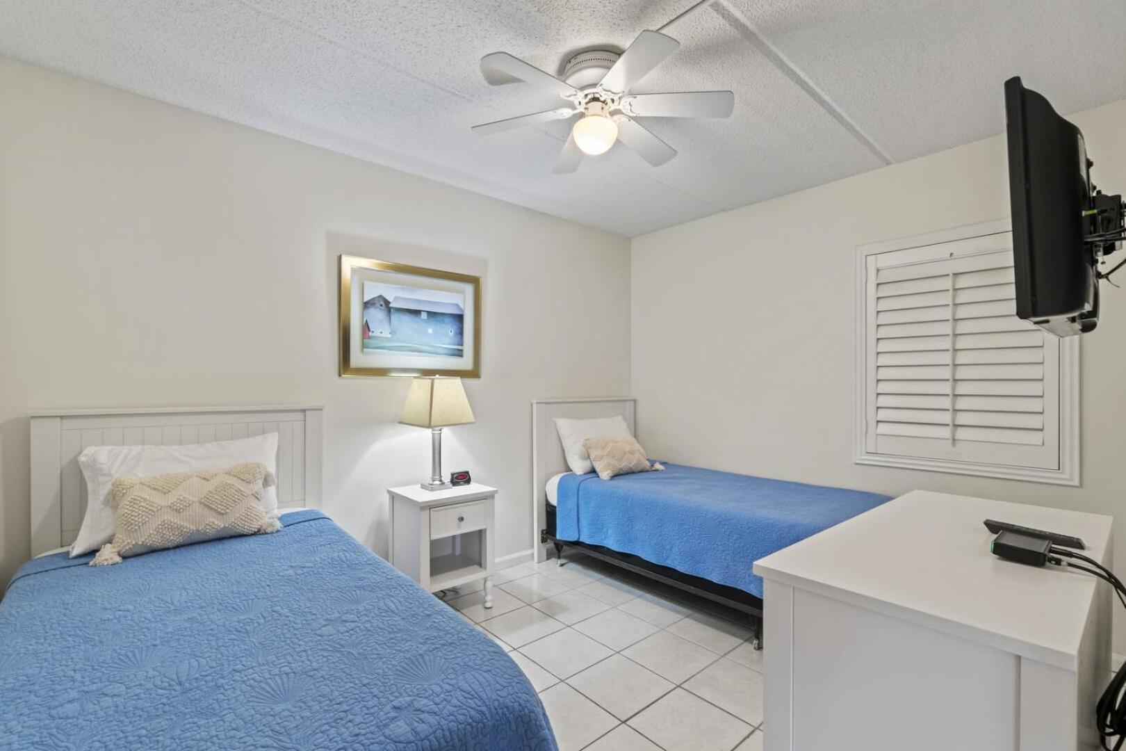 Apartment Just Beachy-ocean View-2nd Fl *