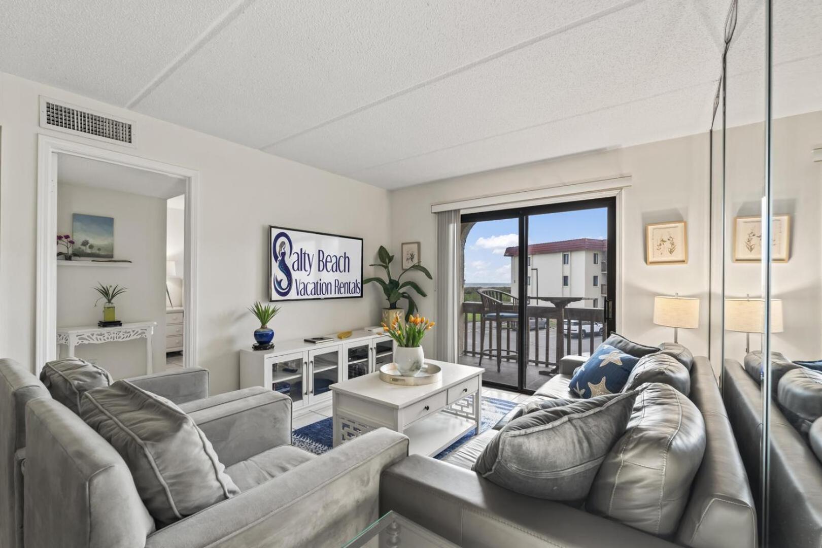 Just Beachy-ocean View-2nd Fl Apartment