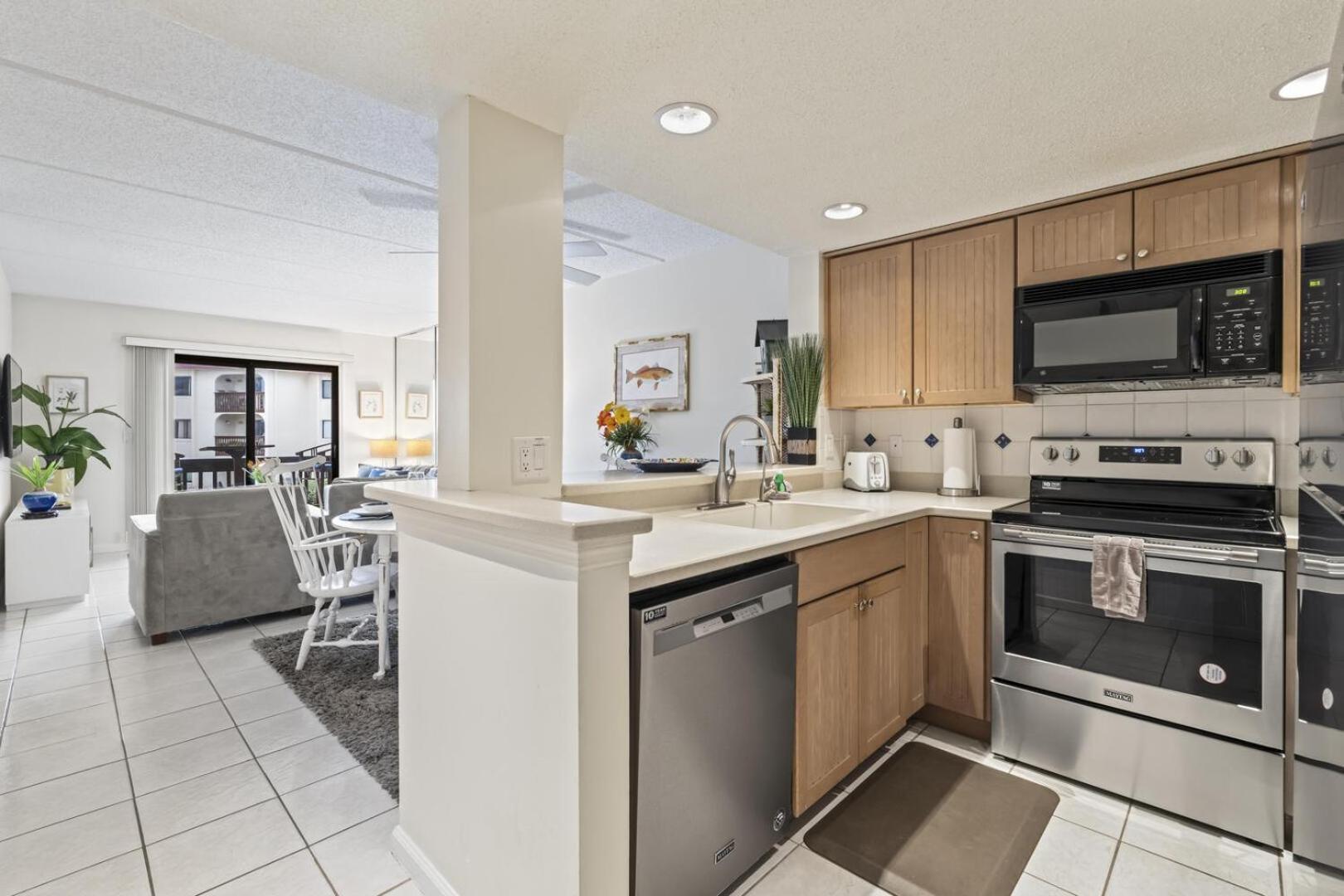 Apartment Just Beachy-ocean View-2nd Fl St. Augustine