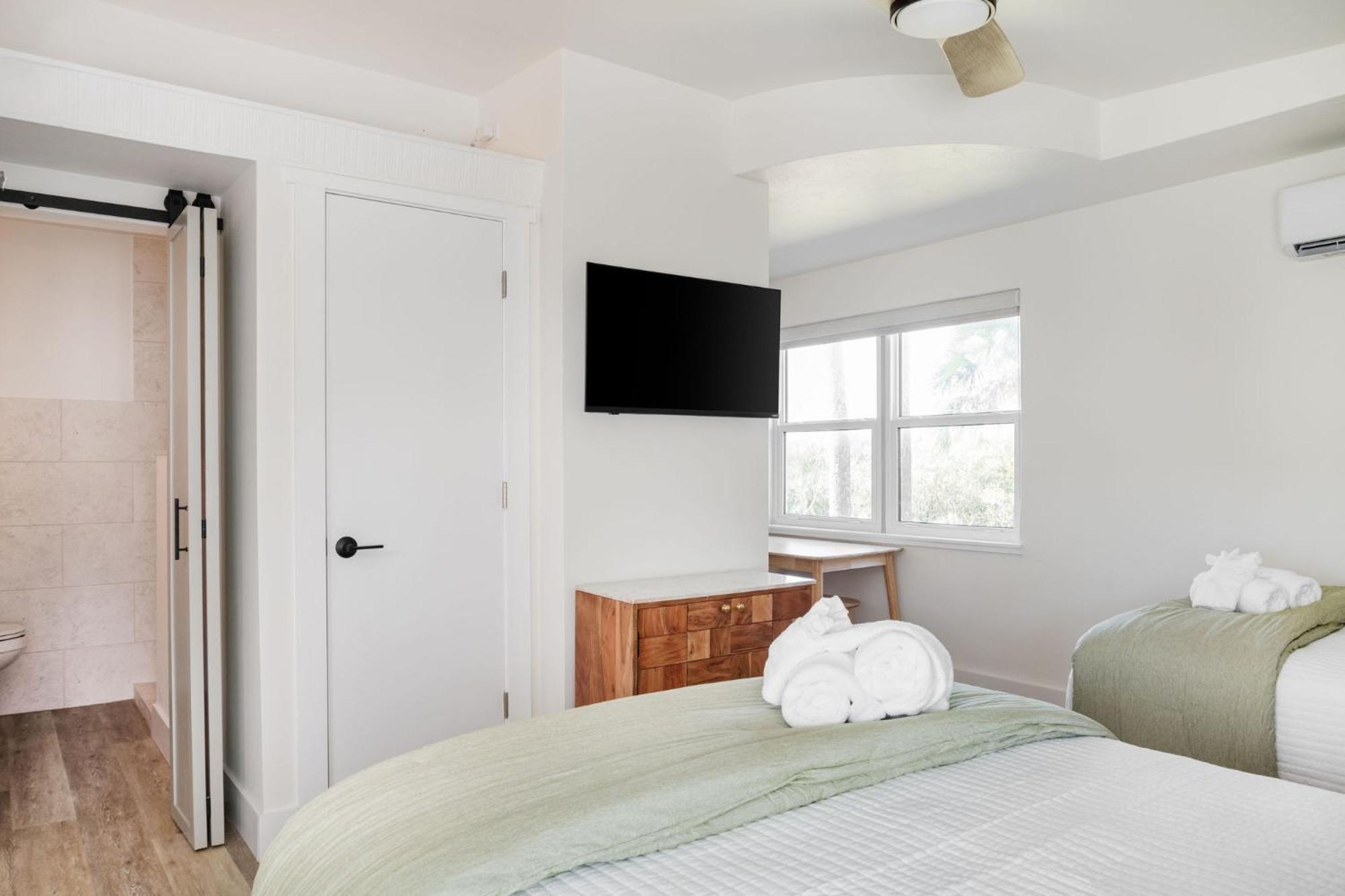 Haley's Court Boutique Hotel *