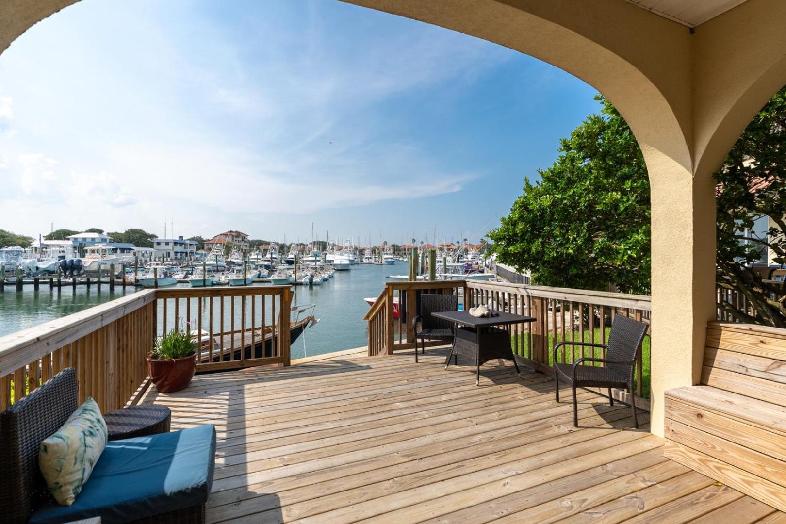 At Camachee Harbor View 12 *