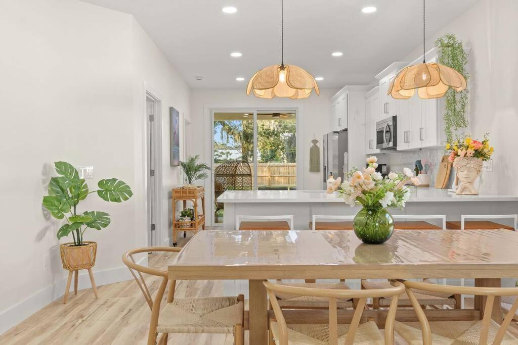 New Enchanting Retreat By Marina, 1mi To Downtown And A Short Drive To Holiday home St. Augustine