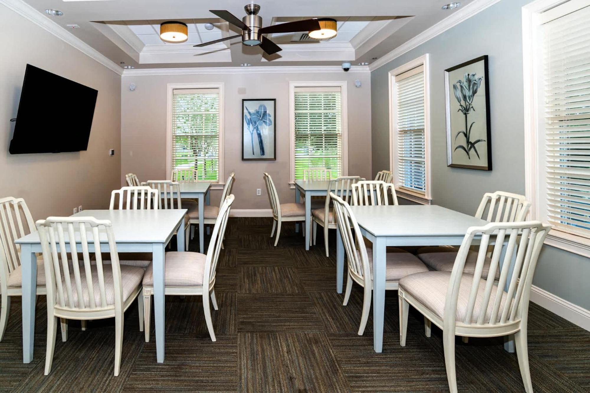 Immaculate 4-3 Single Family In Markland-wgv