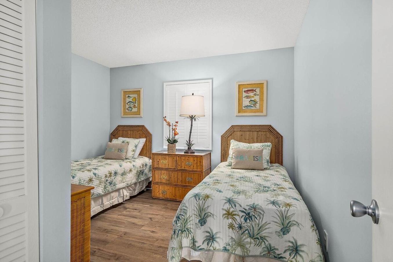 Ocean Front Charmer Steps To