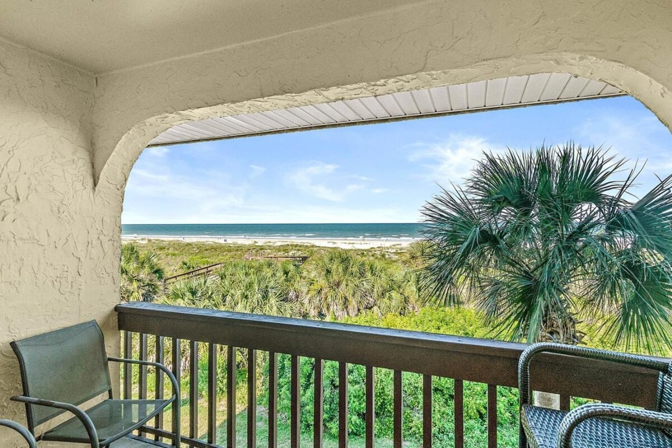Ocean Front Charmer Steps To * St. Augustine