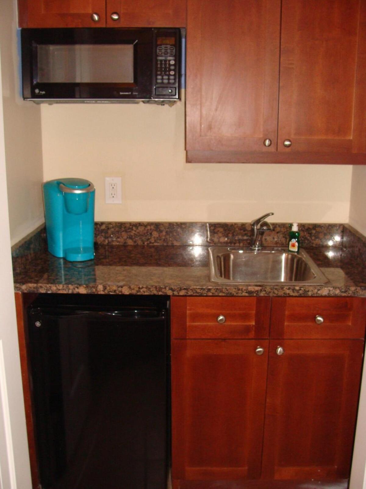 2 Bedroom Secluded Patio With Courtyard 5107p2 Holiday home