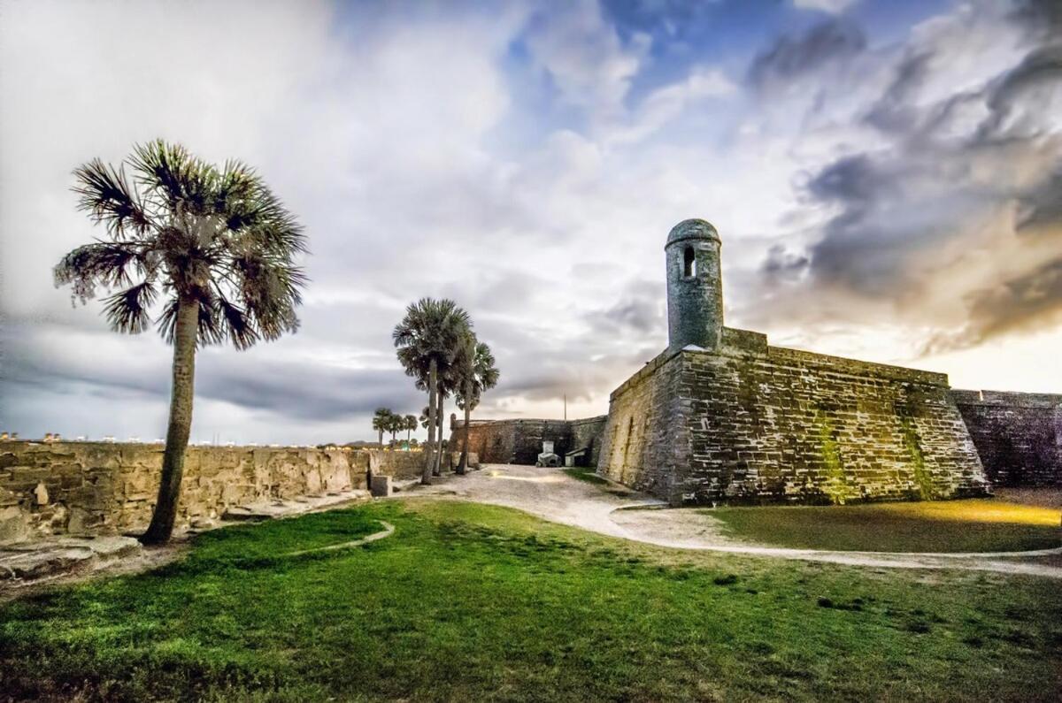 Floor King In Wgv Has Kitchenett Holiday home St. Augustine