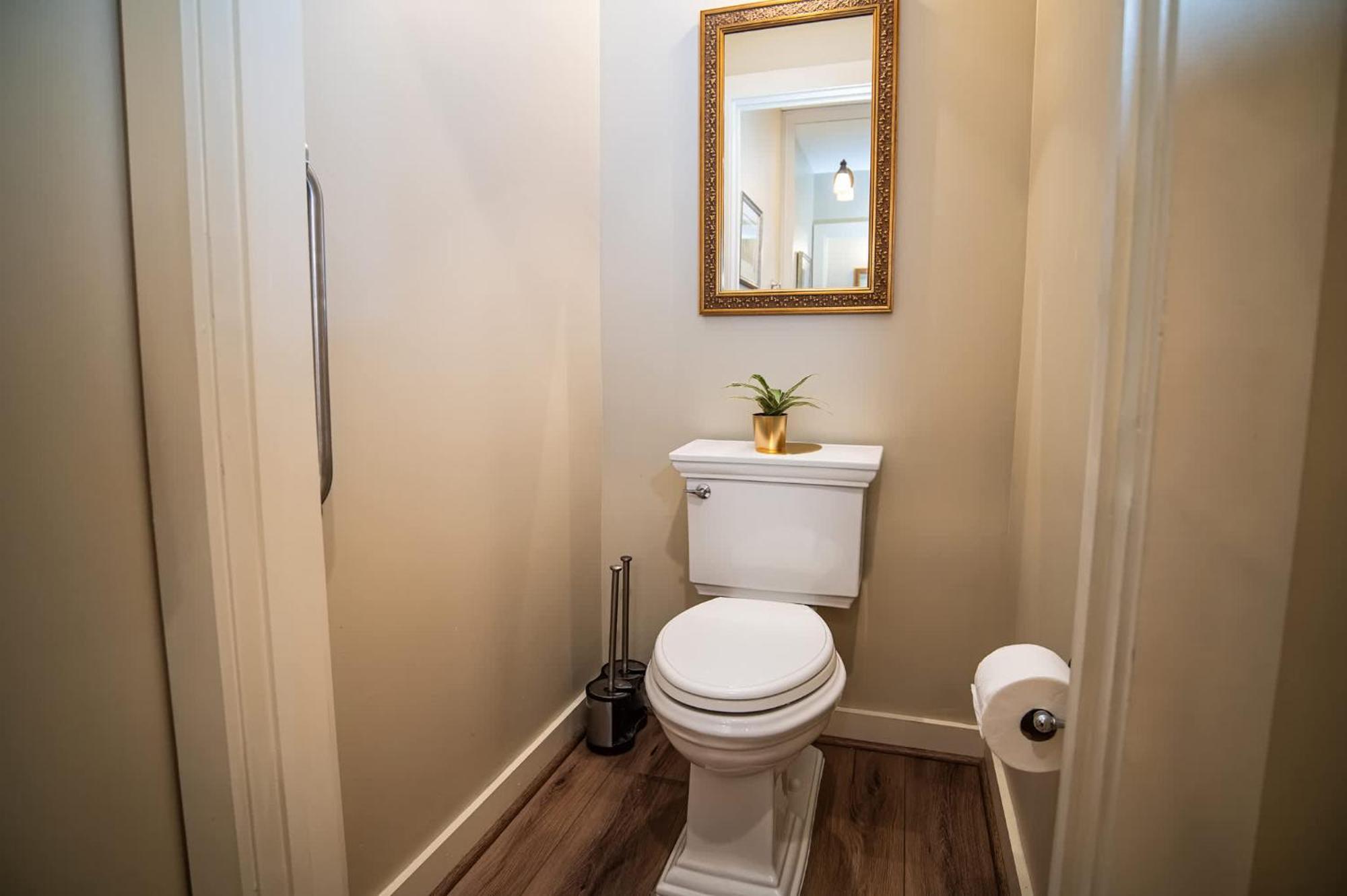 4310-1p Charmingly Chic For Entertaining Holiday home