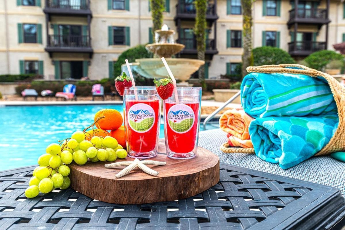 Living W Pool Courtyard & Hot Tub 6304r2
