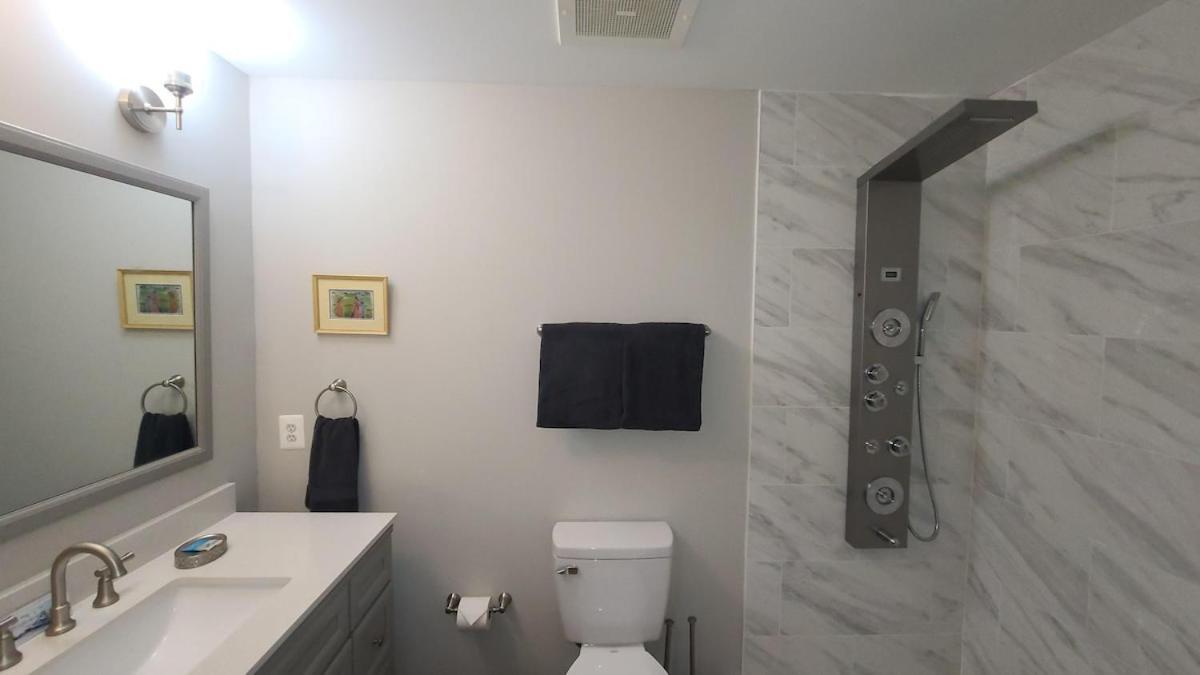 Holiday home Renovated Beauty With Walk-in Showers 6209p2