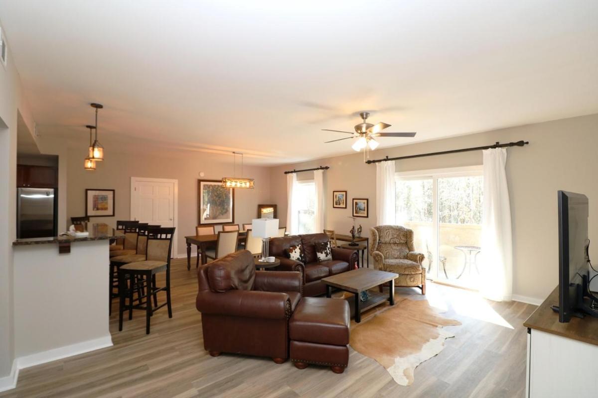 Holiday home Renovated Beauty With Walk-in Showers 6209p2