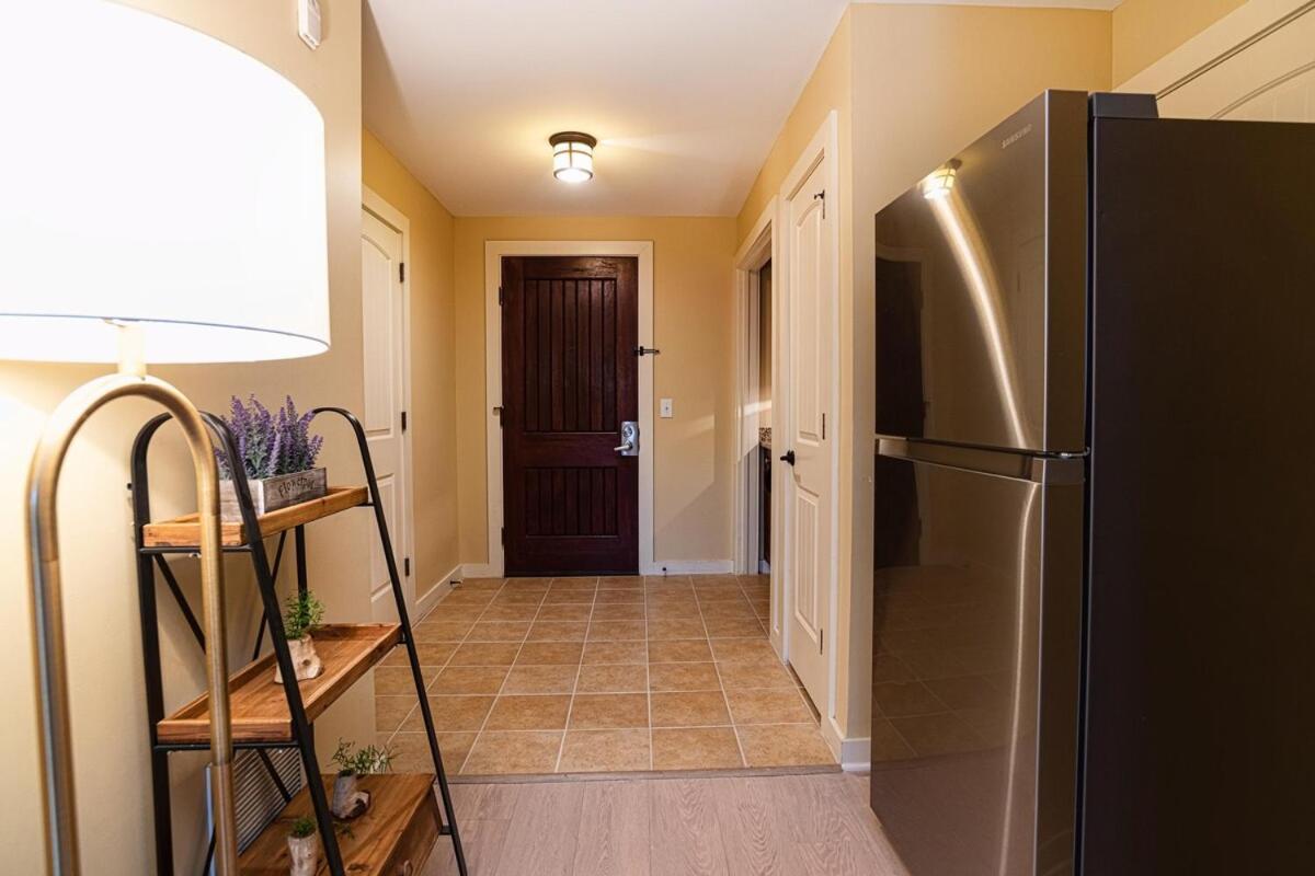 Sweetheart Suite-kitchenette-pool-hot Tub 6204lp