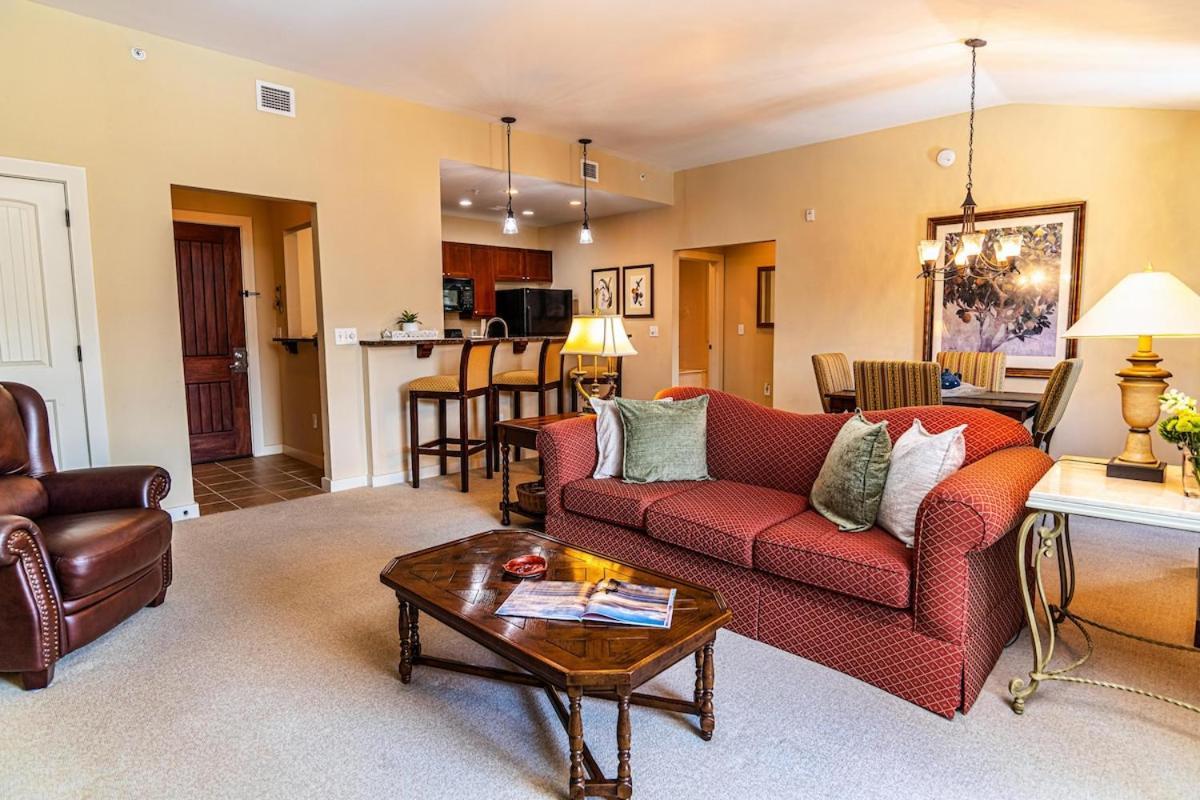 1 Bedroom Floor - Private Balcony & Views 5304 Holiday home *