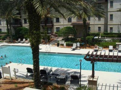 Private Views Of Lagoon Pool & Preserve *