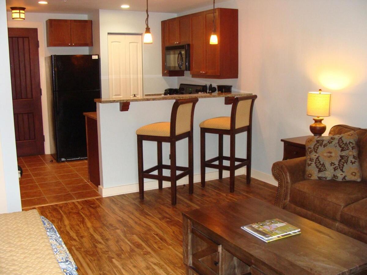 Splendid With Balcony View Of Pool 5220 Holiday home
