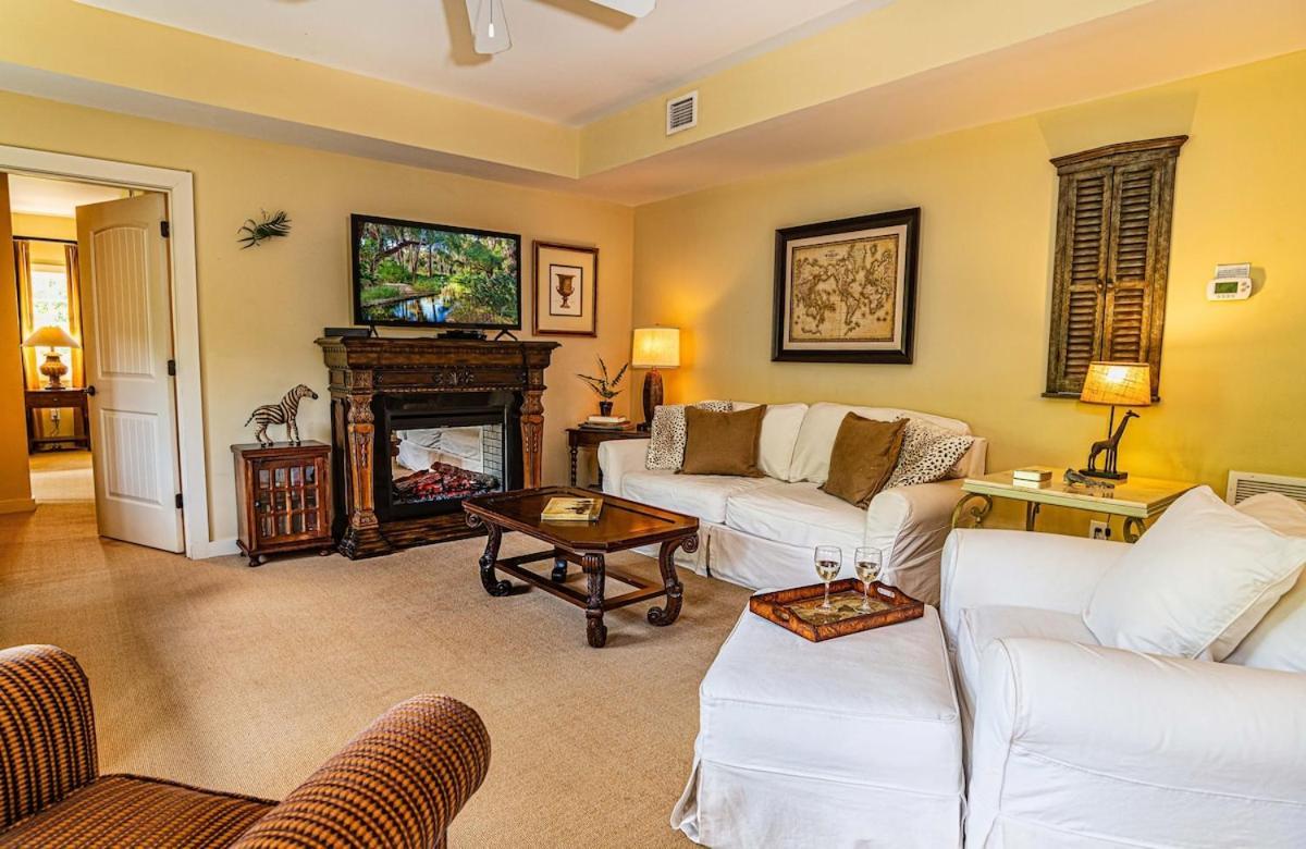 Private Views Of Lagoon Pool & Preserve Holiday home *