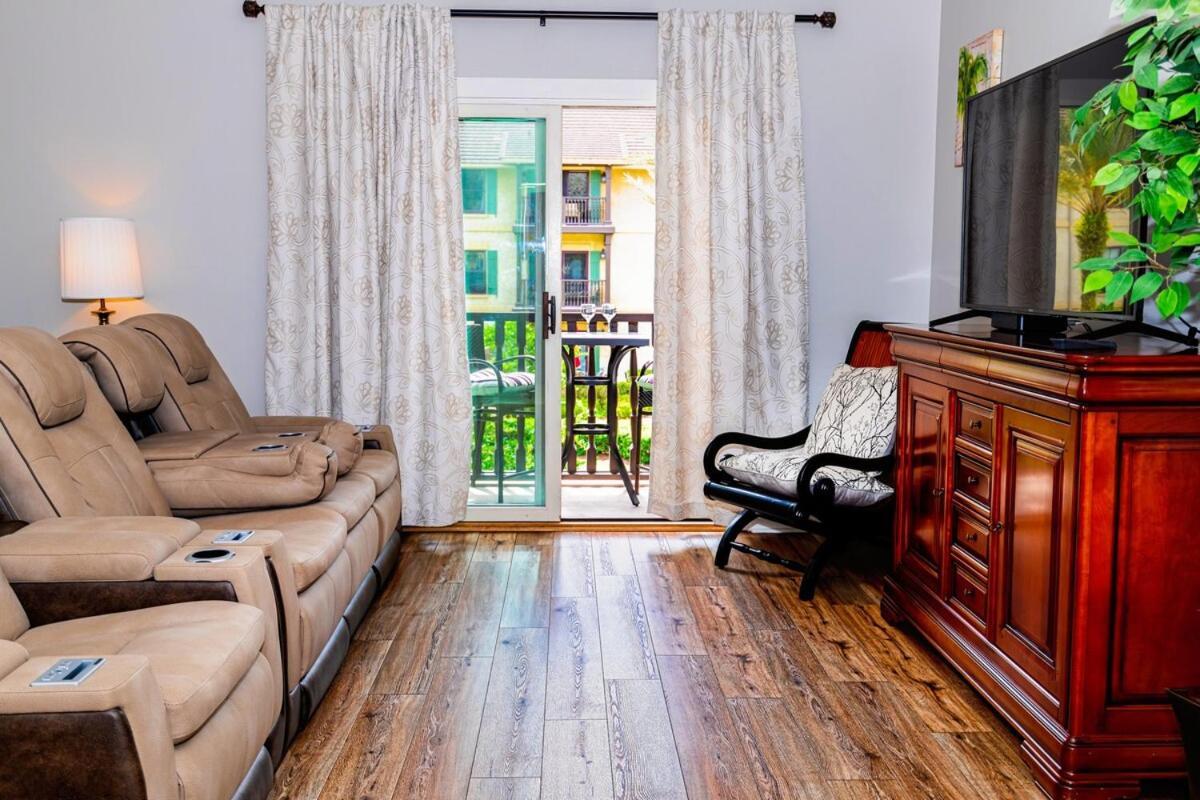 Holiday home 1 Bedroom With Amazing Pool And Courtyard Views 5208