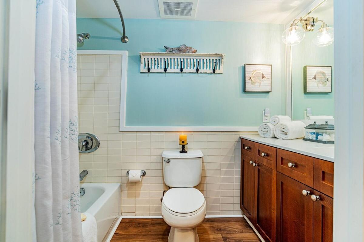 Romantic Getaway - Hot Tub - Pool - Fitness St. Augustine