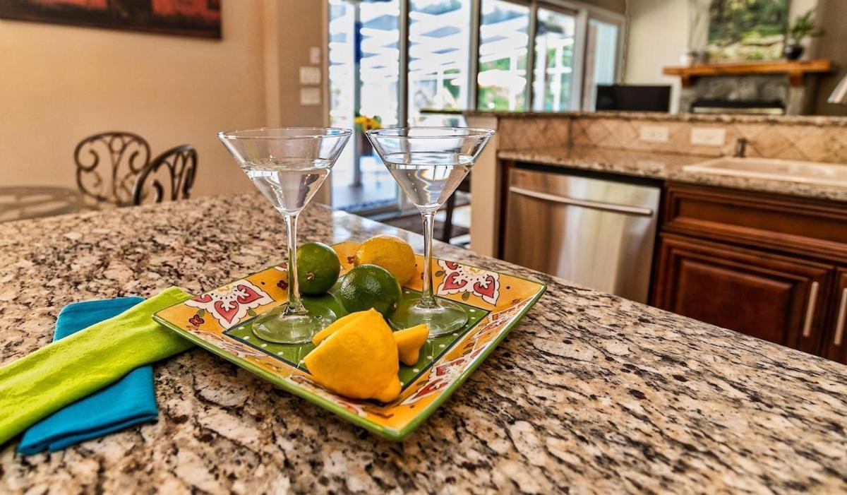 4-bdrm Pool House Paradise 1 Block To With Salt Water Pool And Hot Tub * St. Augustine