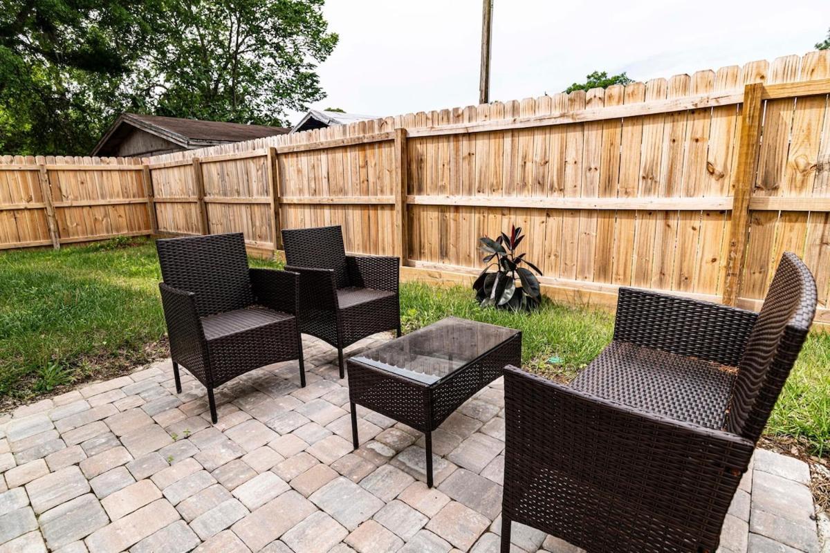 New In Quiet Community Near Historic Holiday home St. Augustine