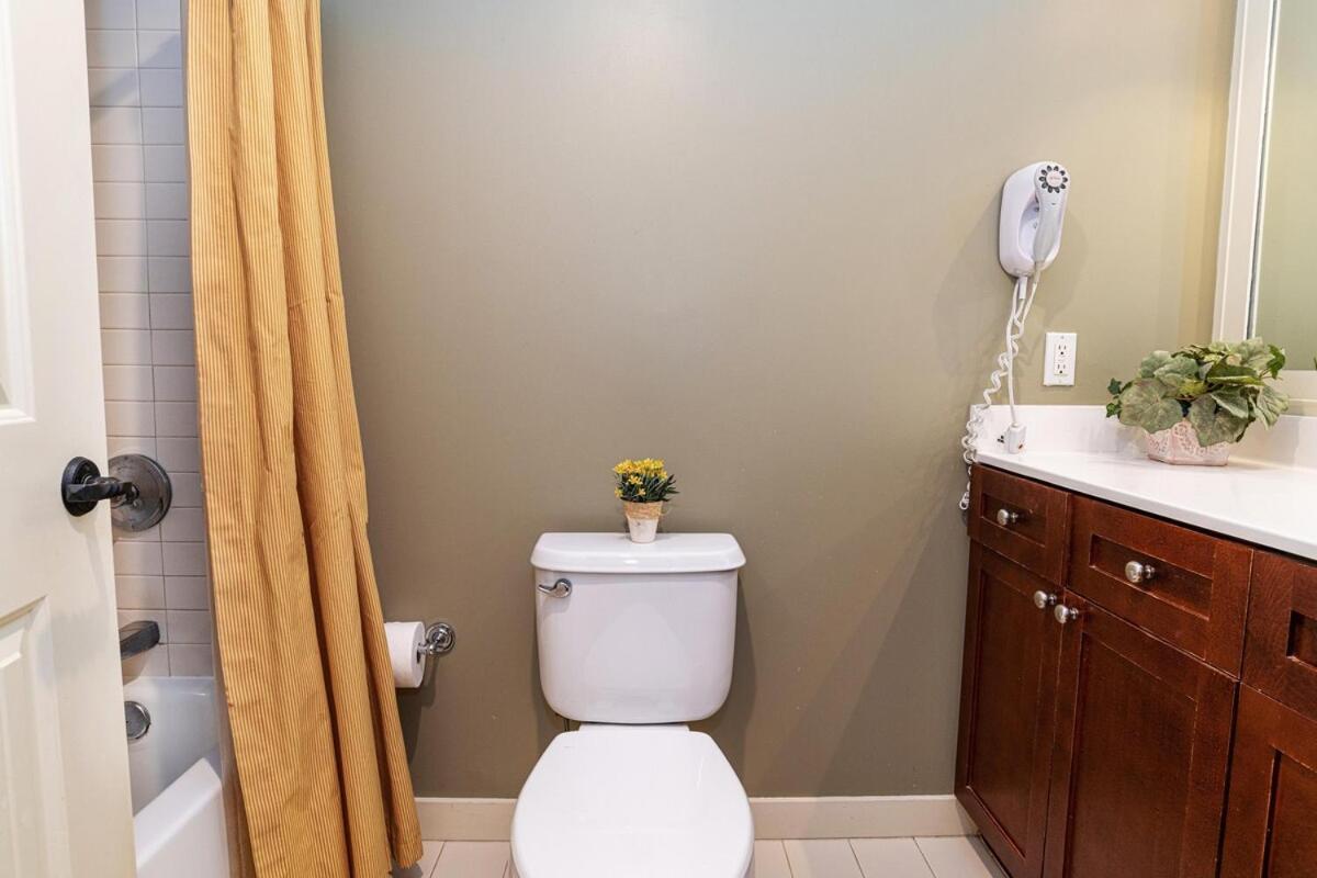 3 King Beds And Balcony With Preserve View Holiday home St. Augustine
