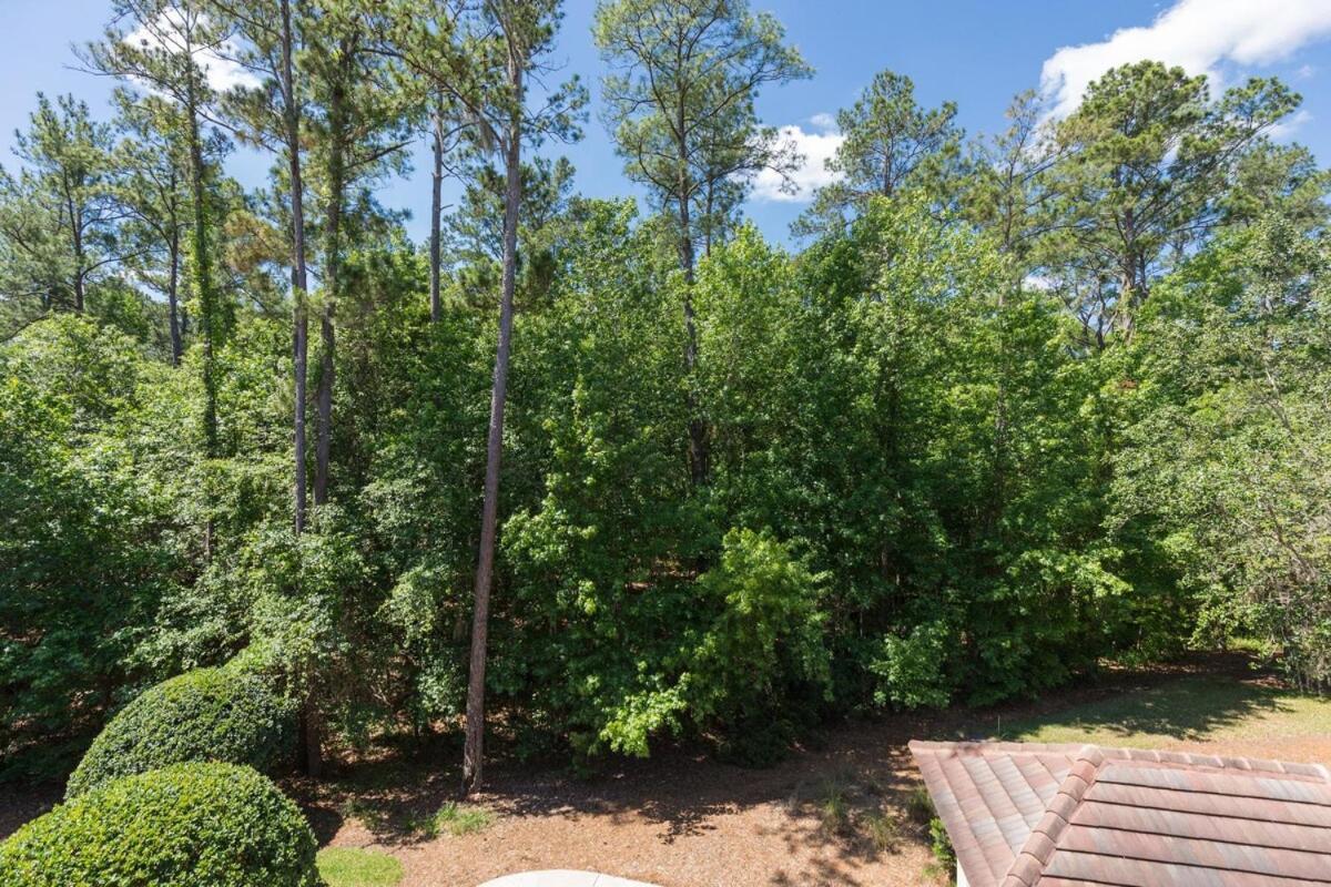 3 King Beds And Balcony With Preserve View