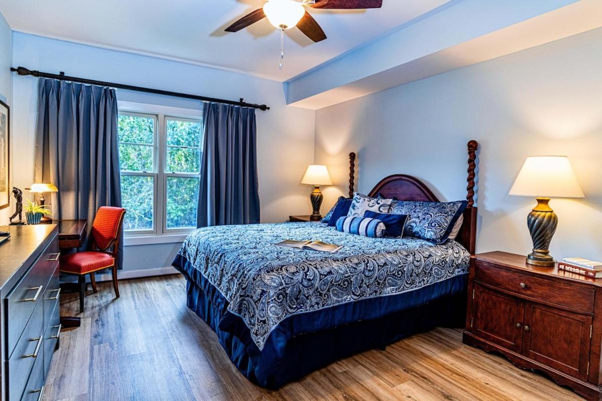 Amazing 1 Bedroom W Private Balcony New Floors And Serene Views Holiday home St. Augustine