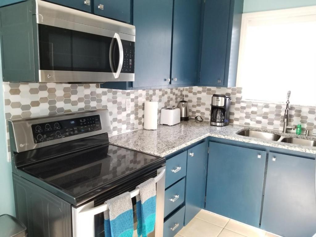 206 A 10th New Holiday home