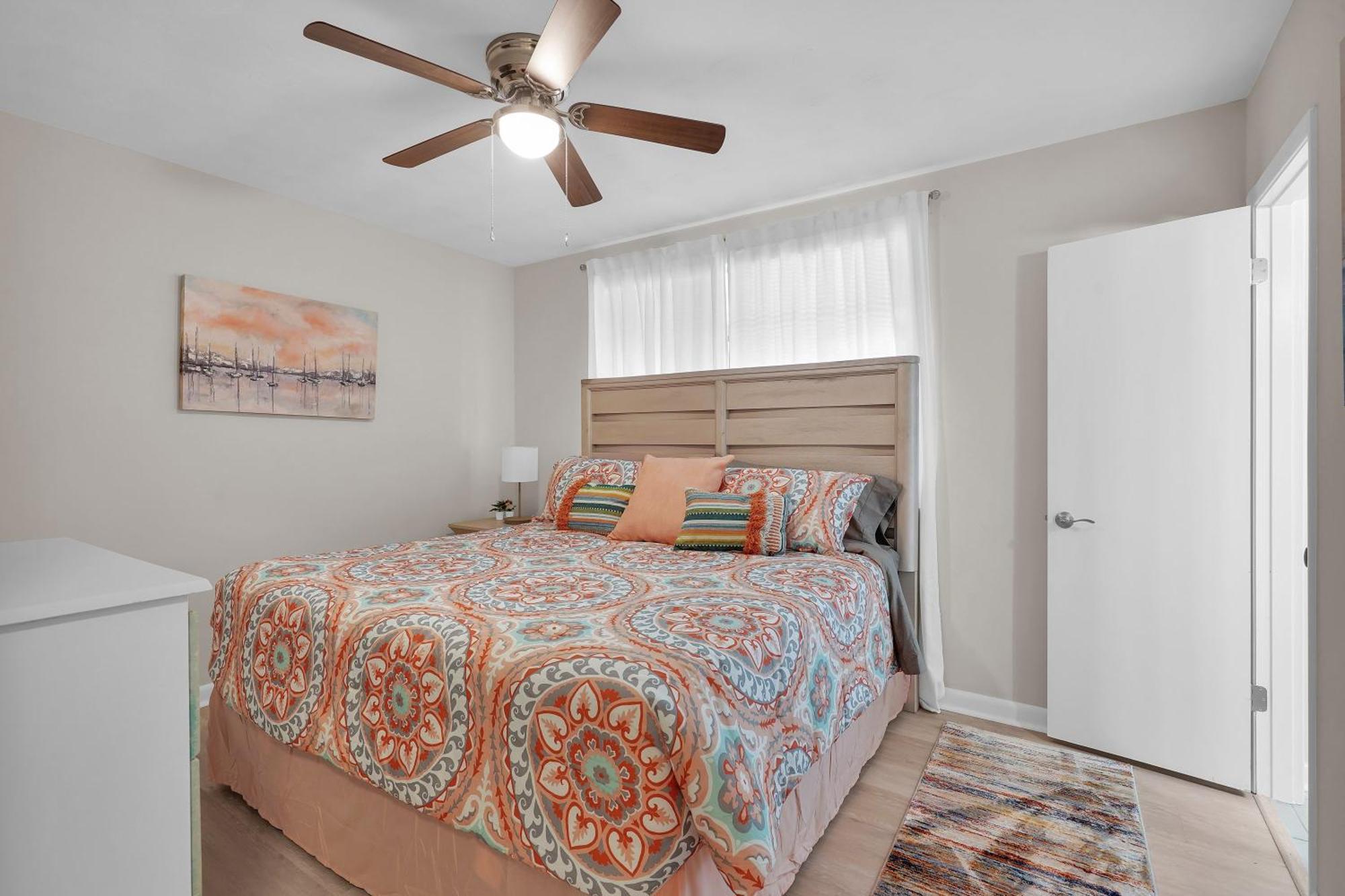 Eternal Summer With Pool Sleeps 9 Guests * St. Augustine