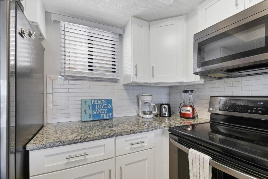 Apartment Oceanside Complex M33 1 Bed 1 Bath Heated Pool St. Augustine