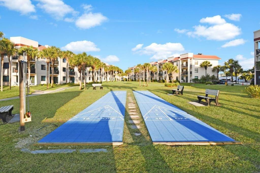 Oceanside Complex M33 1 Bed 1 Bath Heated Pool
