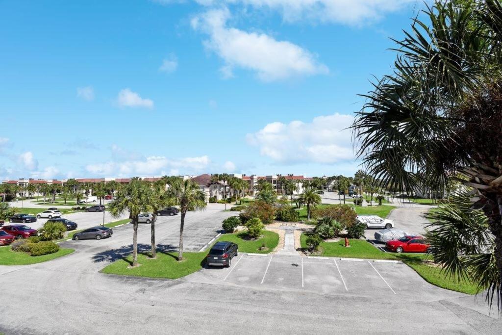 Oceanside Complex M33 1 Bed 1 Bath Heated Pool Apartment St. Augustine
