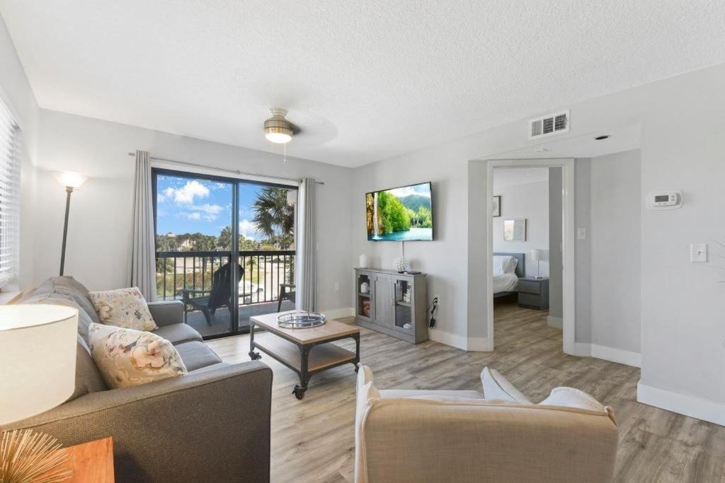 Oceanside Complex M33 1 Bed 1 Bath Heated Pool * St. Augustine