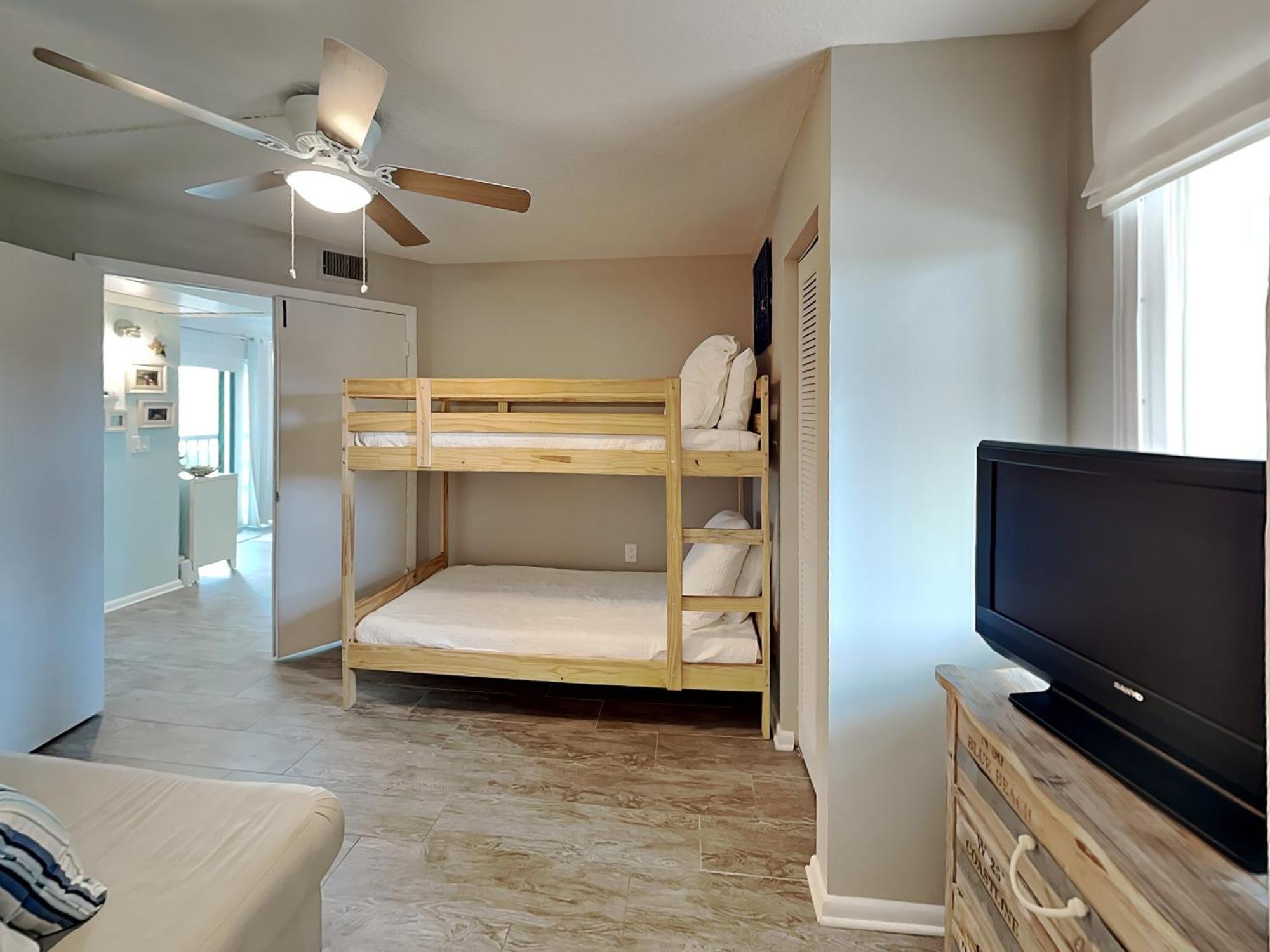 Ocean Village Club D23 *