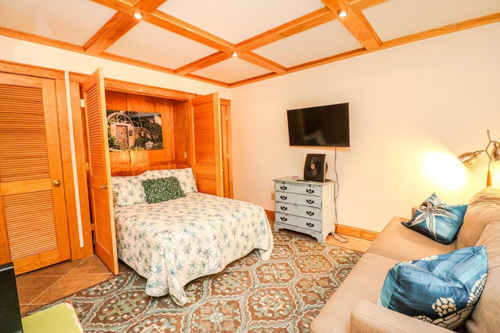 Anastasia 103 Holiday home *