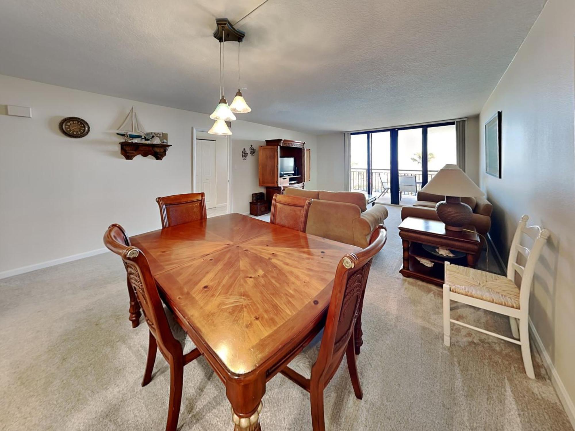 Apartment Barefoot Trace 208