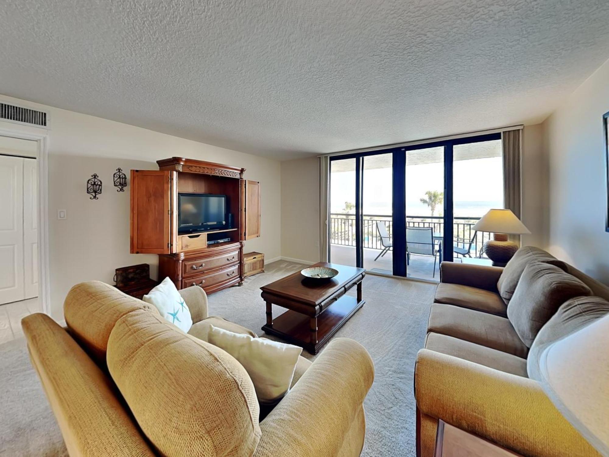 Apartment Barefoot Trace 208 *