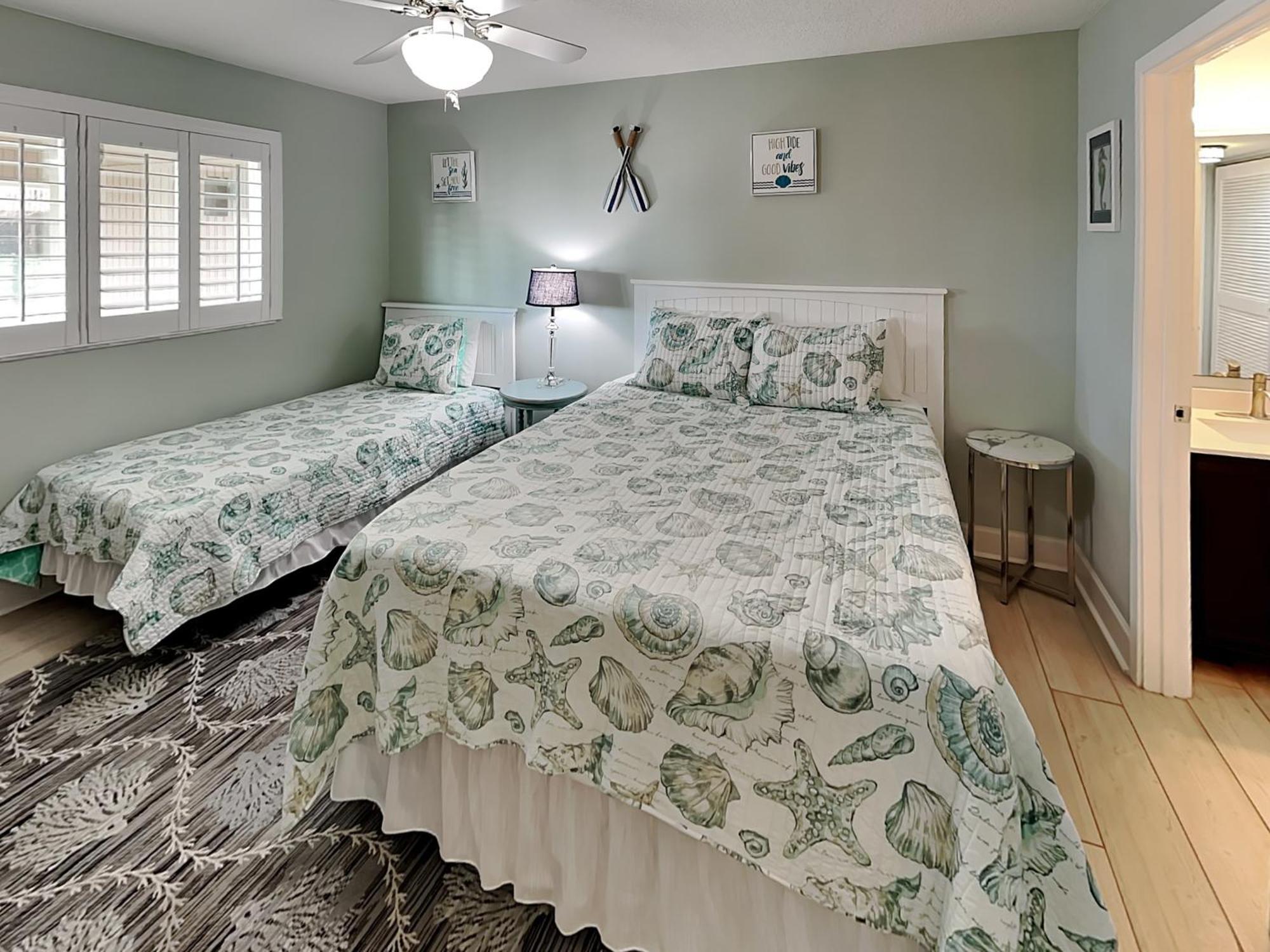 Apartment Hibiscus 103 D *