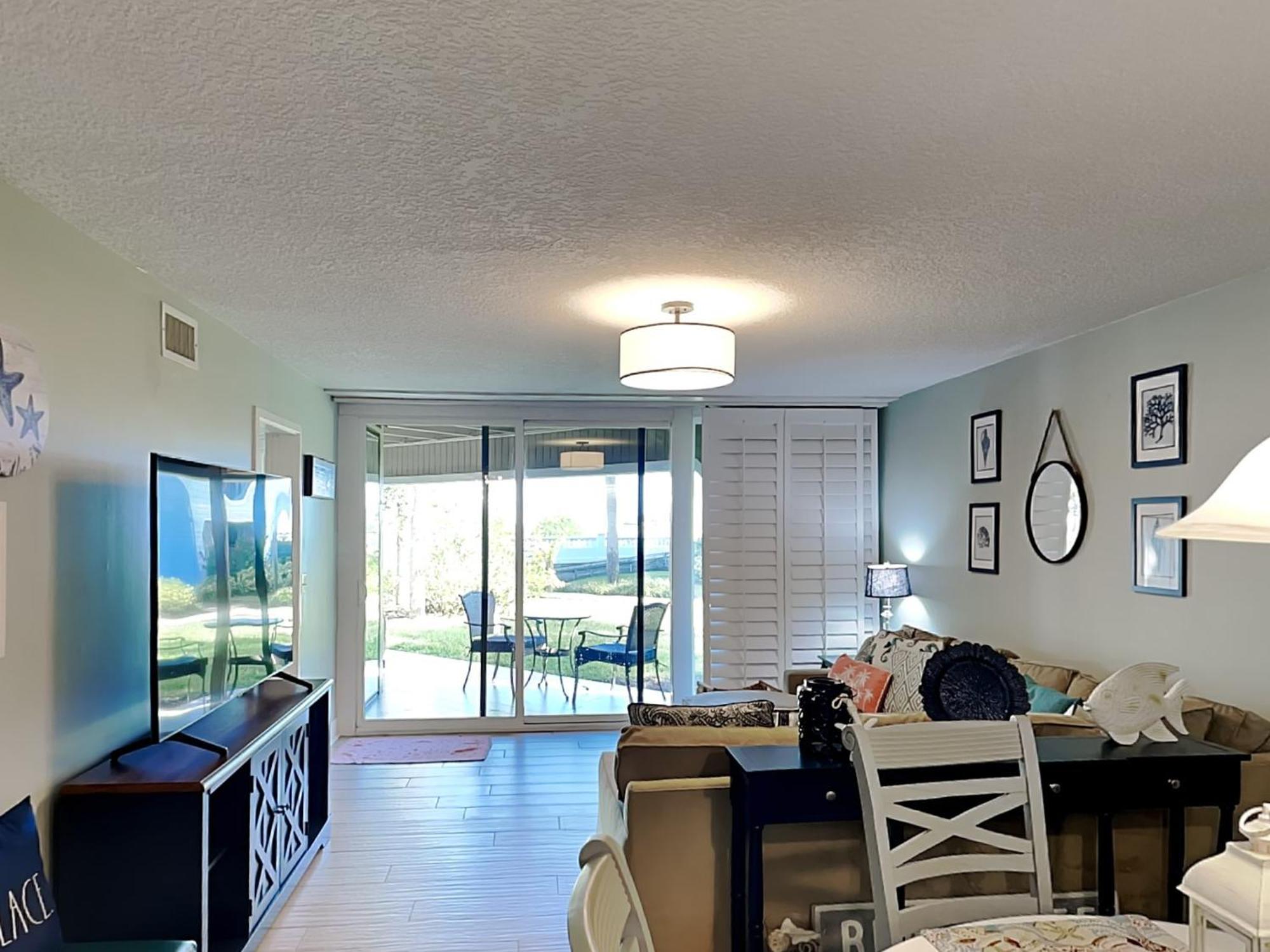 Apartment Hibiscus 103 D *