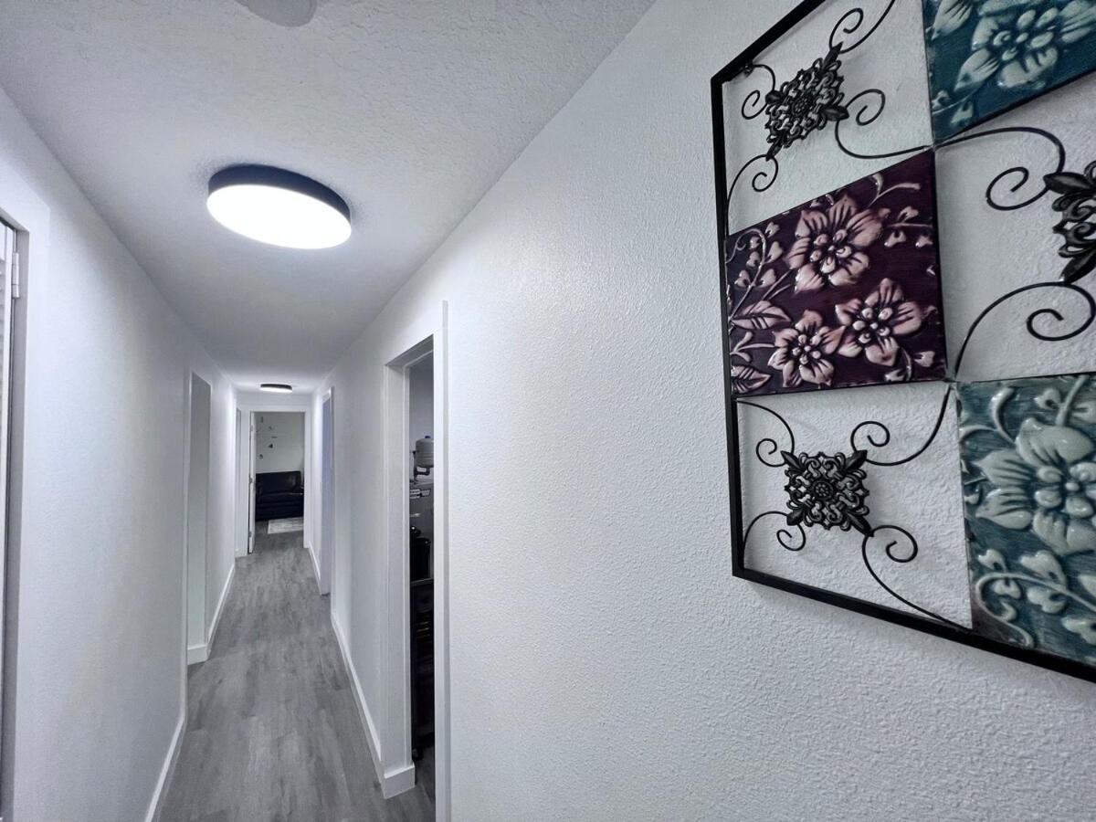 St Augustine 3 Bdr Petfriendly Fully Fenced Backyard Holiday home