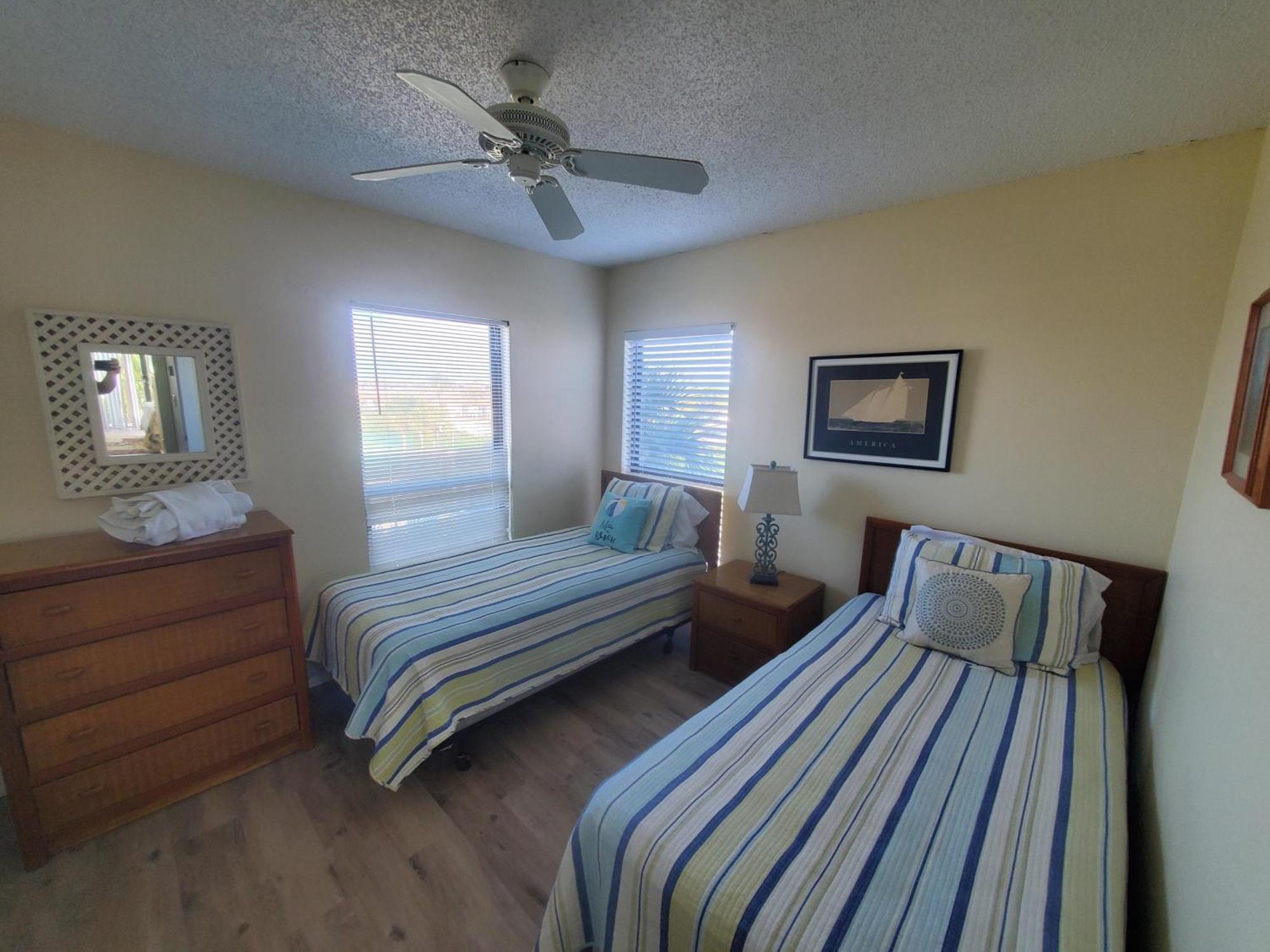 Sea Place 13238 Holiday home