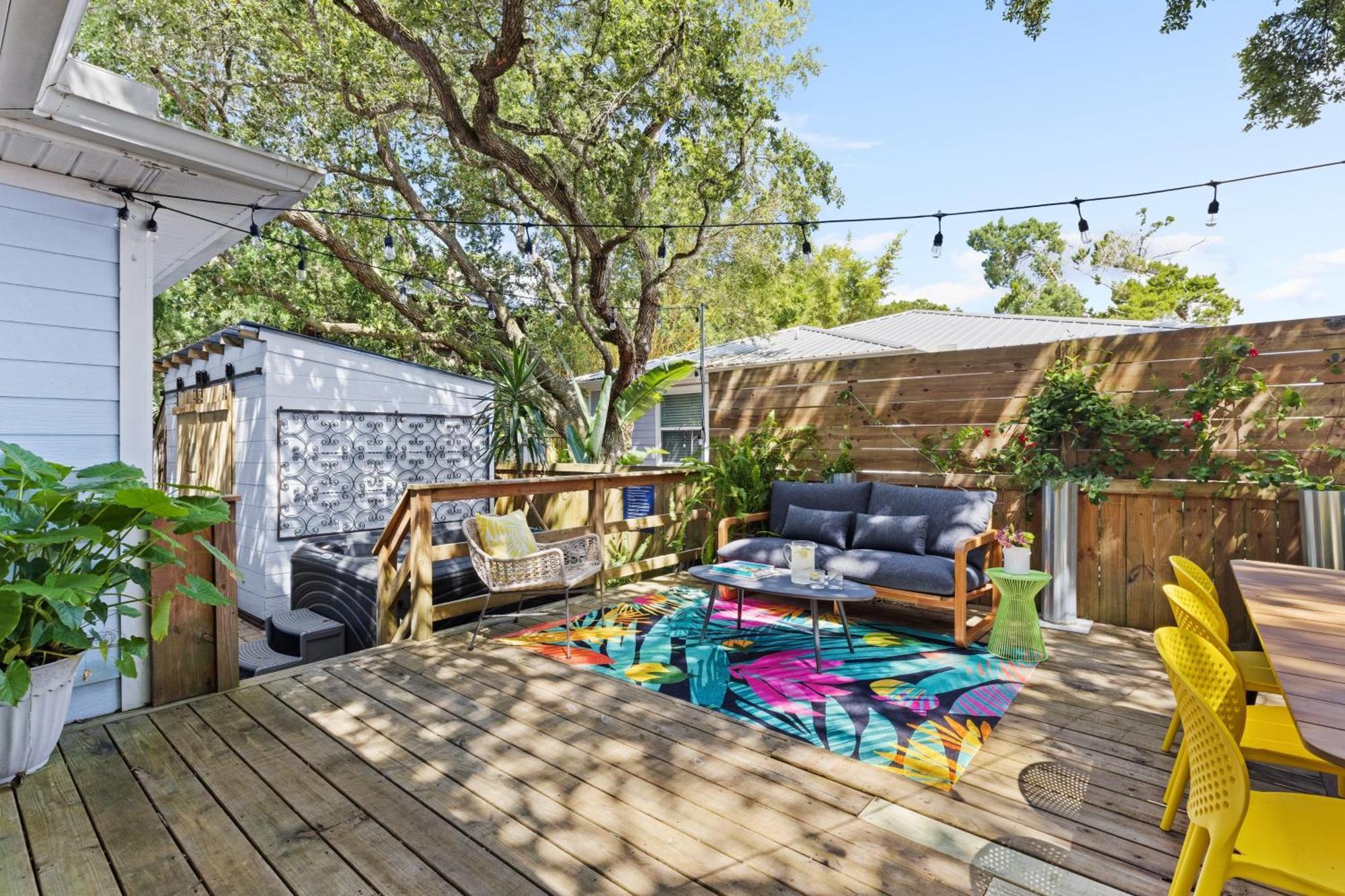 Holiday home Haven Hidden Grove Buyout 2 Homes - Walk To Hot Tub Game Deck