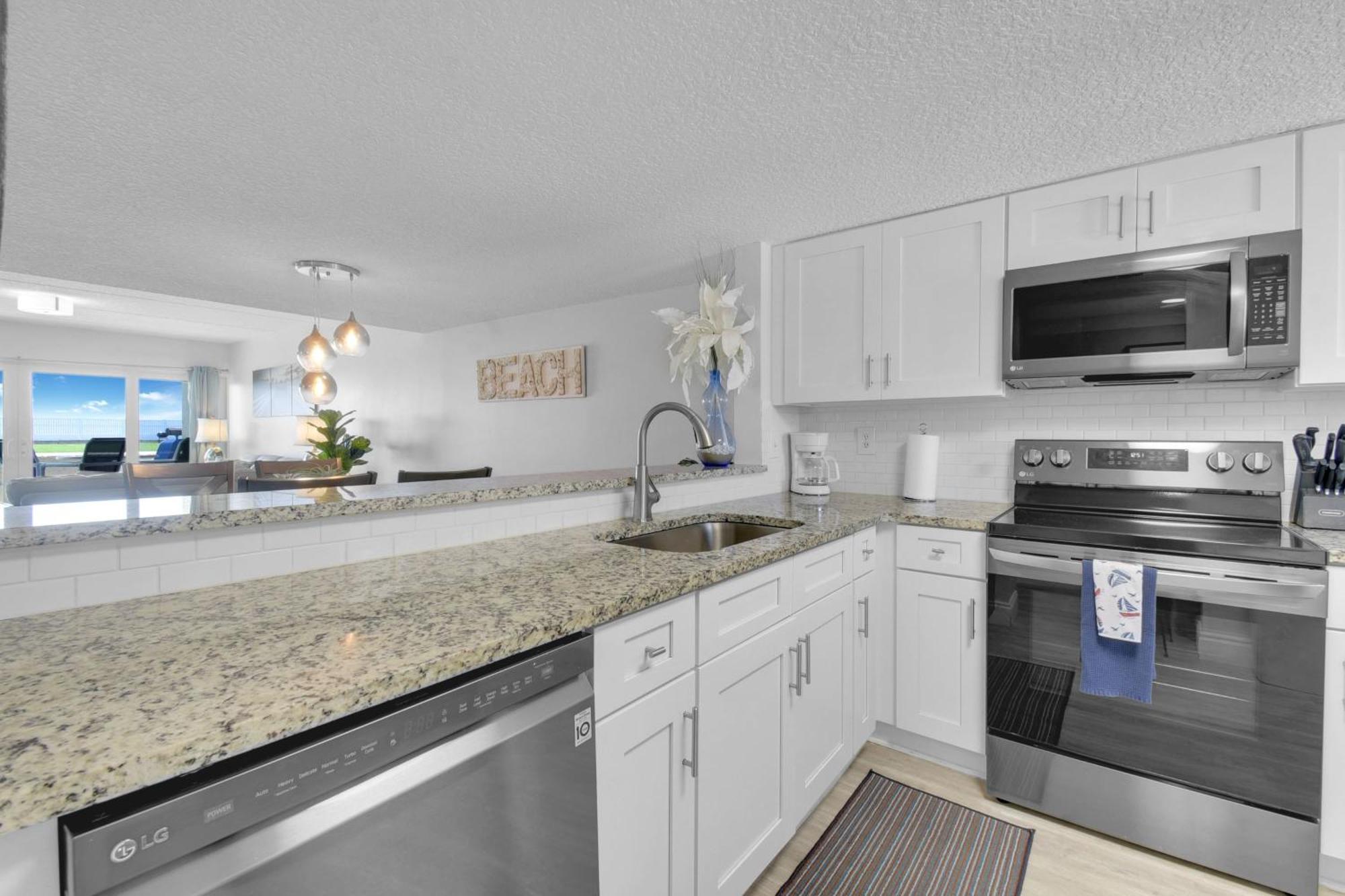Ocean Front With Pool Ground Floor Apartment St. Augustine