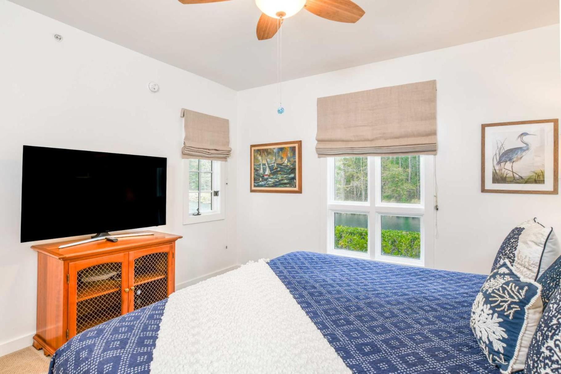 3 Bedroom Lagoon Front With Hard Surface Floors 5109p3 St. Augustine
