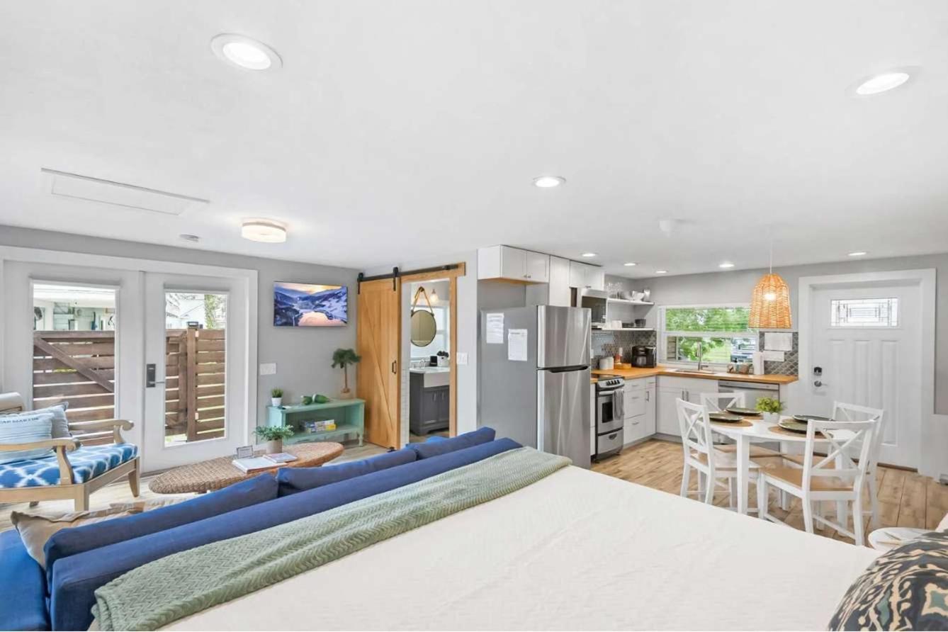 Coral Cottage, Stylish On Canal, Walkable To Beach, Private Parking * St. Augustine
