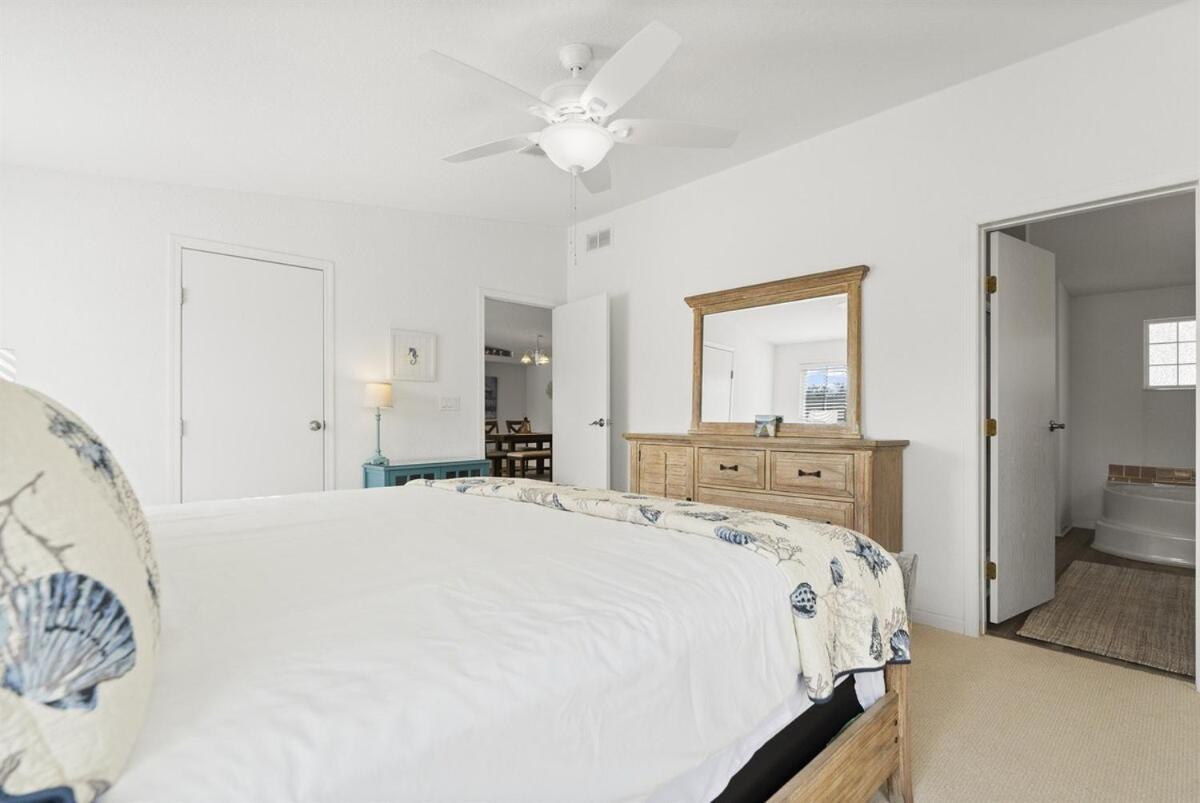 Coastal Canal Holiday home