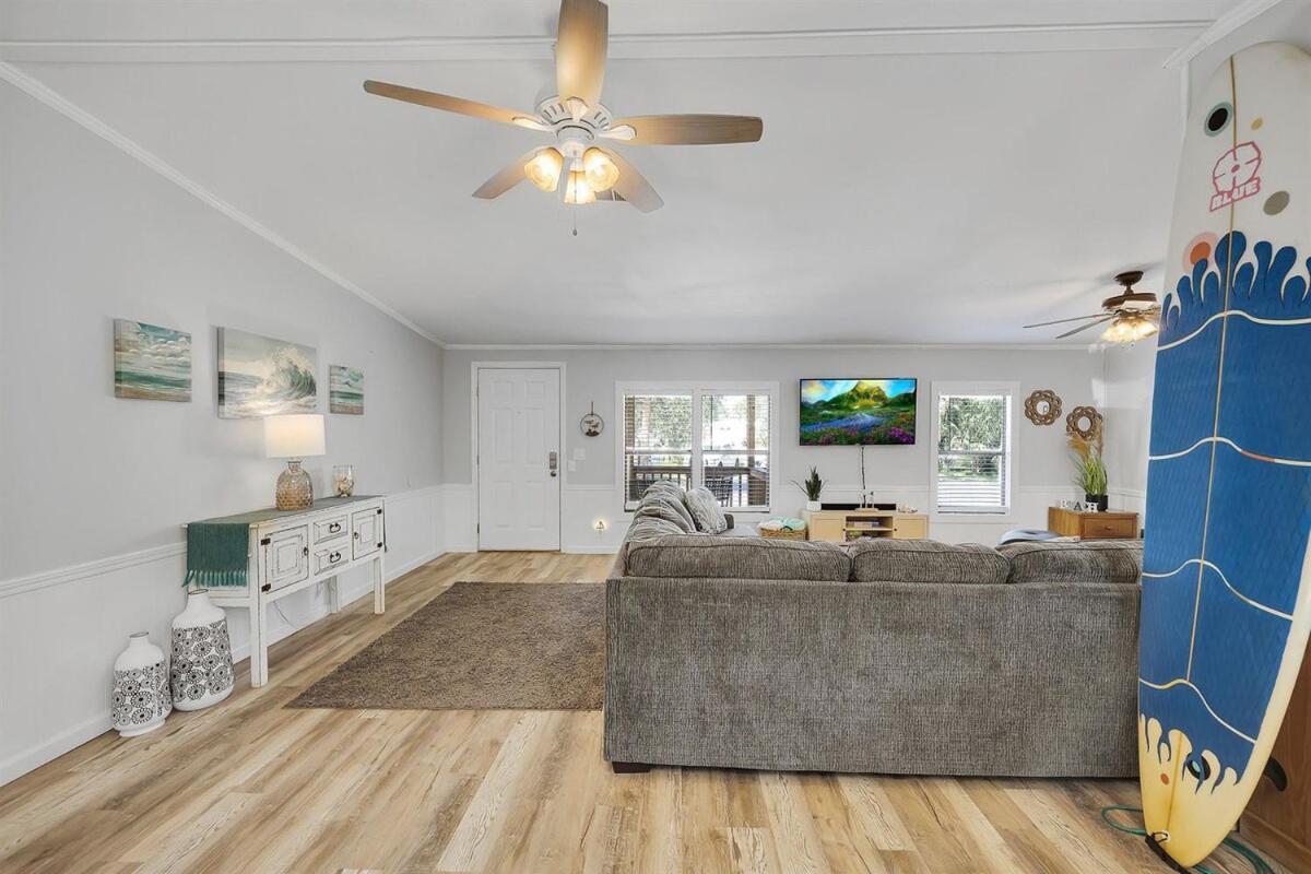 Treasure 3 Min To The 3bed 2bath Pr *